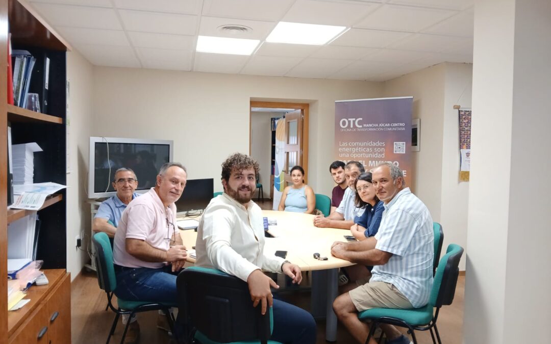 La Oficina de Transformación Comunitaria Mancha Júcar-Centro y los Ayuntamientos de la comarca unen fuerzas para crear nueve Comunidades Energéticas